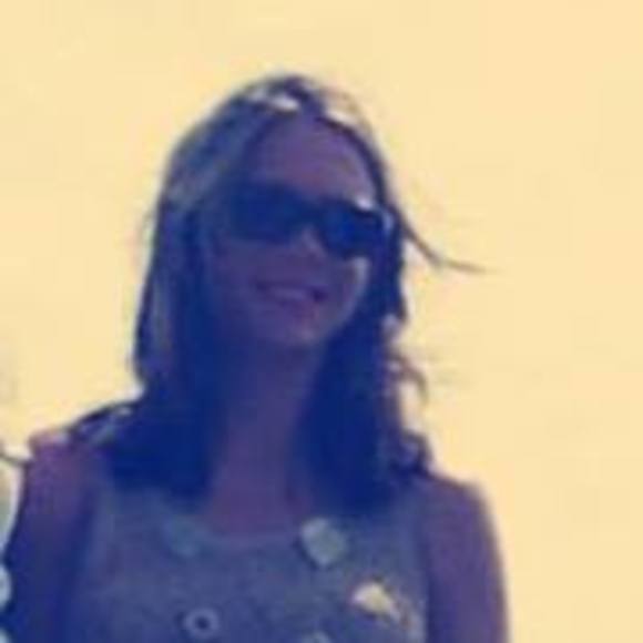 Meet your Posher, Heidi - Picture 1 of 1